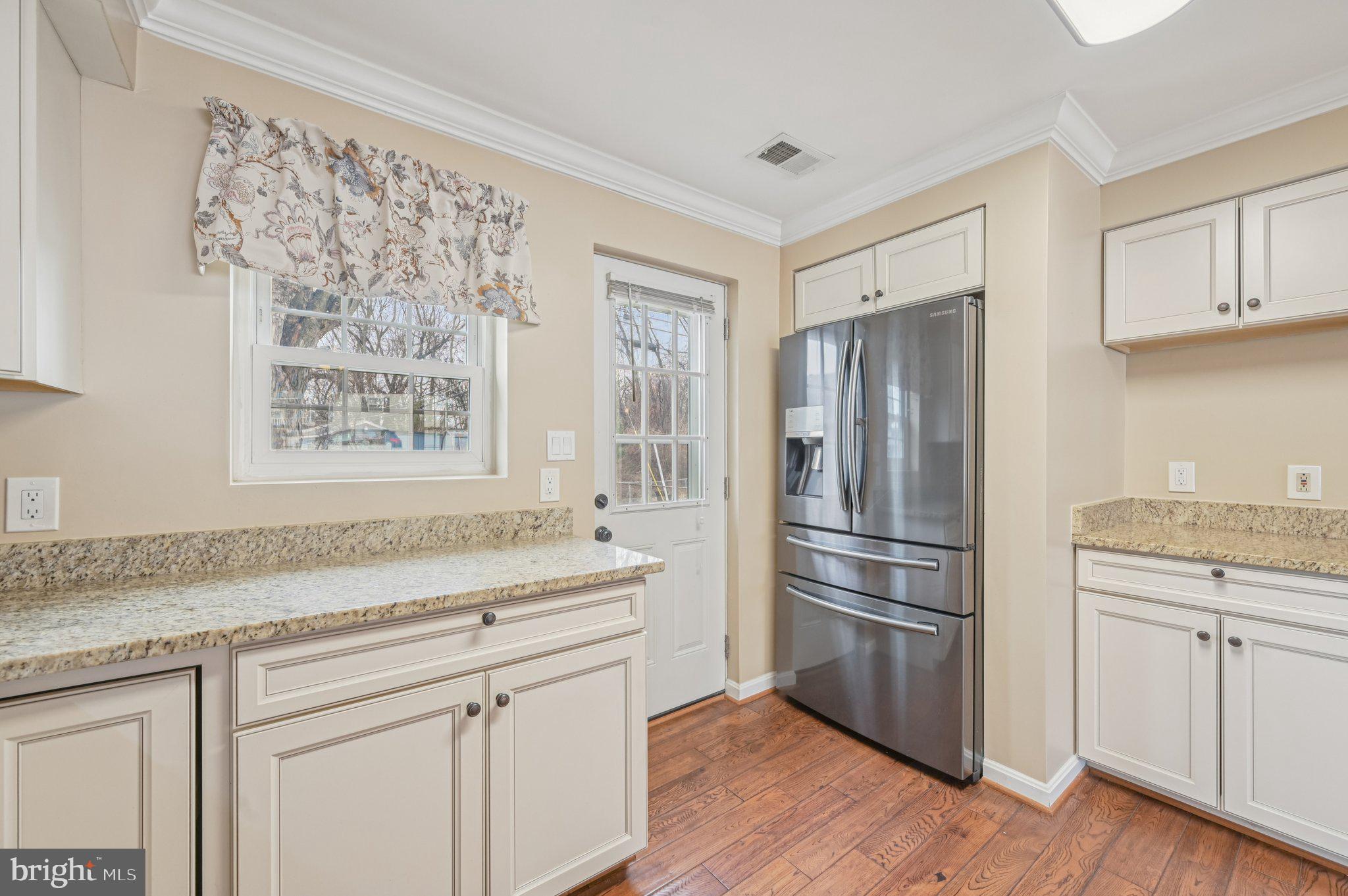 1018 Cord Street Middle River, MD 21220 - Photo 19 of 45 Kitchen with Access to Back Yard