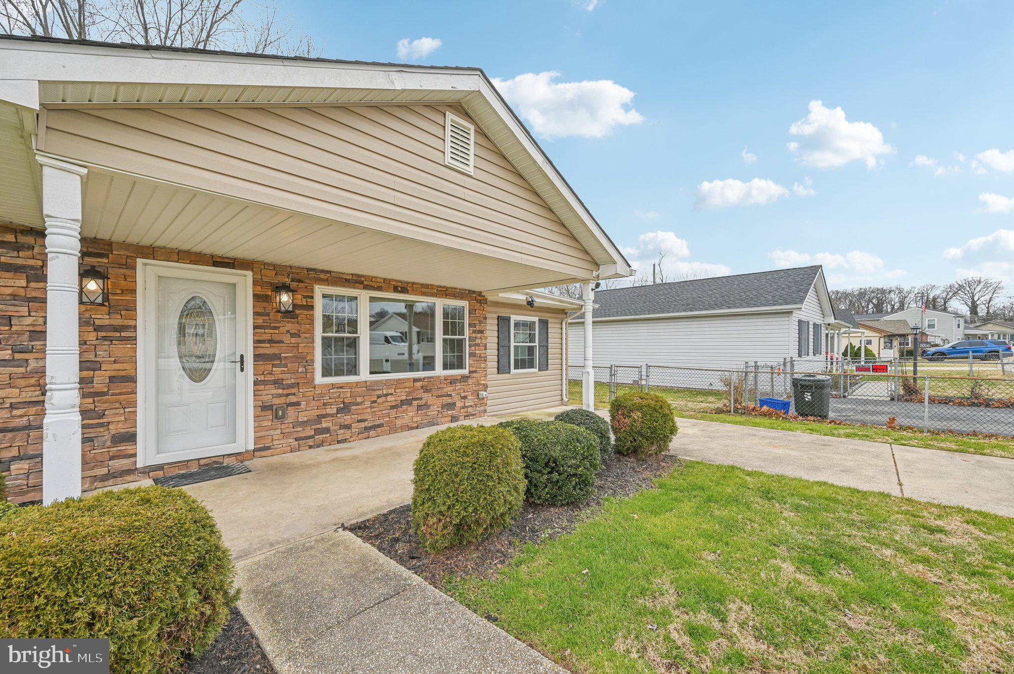 1018 Cord Street Middle River, MD 21220 - Photo 9 of 45 Front Porch