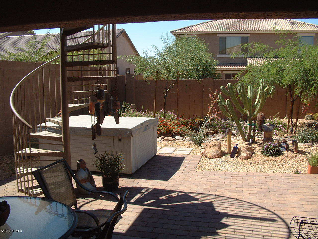 2415 West Peak View Road Phoenix, AZ 85085 - Photo 19 of 31 104