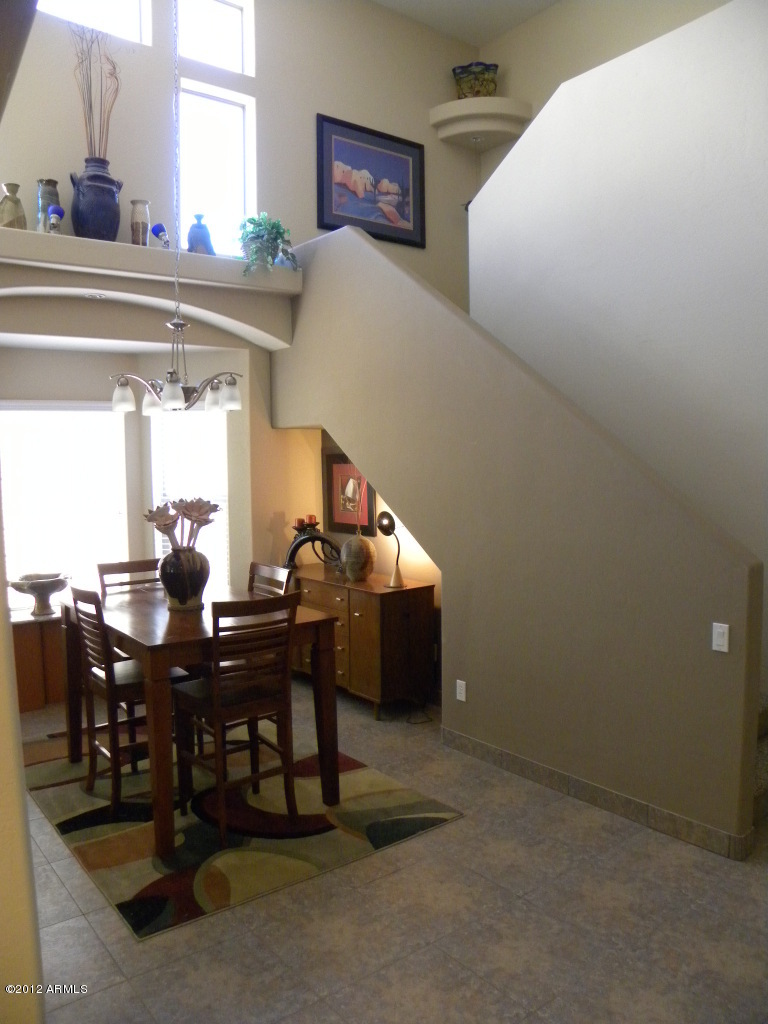 2415 West Peak View Road Phoenix, AZ 85085 - Photo 10 of 31 118