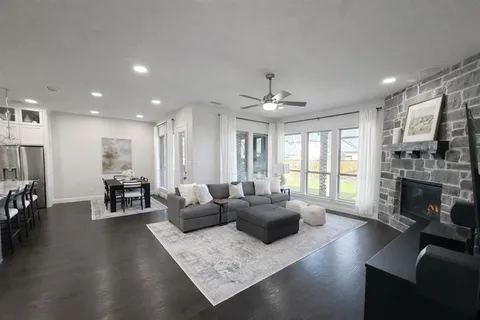 $850,000 | 921 Moorland Pass Drive, Prosper, TX 75078