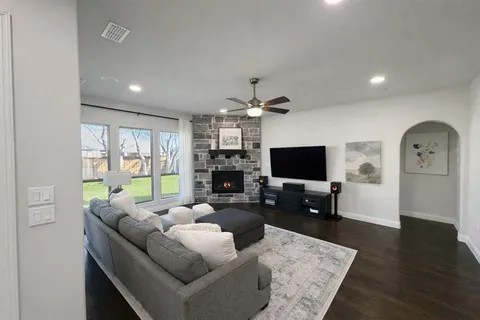 $850,000 | 921 Moorland Pass Drive, Prosper, TX 75078