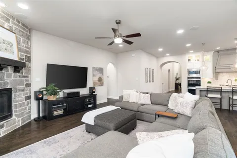 $850,000 | 921 Moorland Pass Drive, Prosper, TX 75078