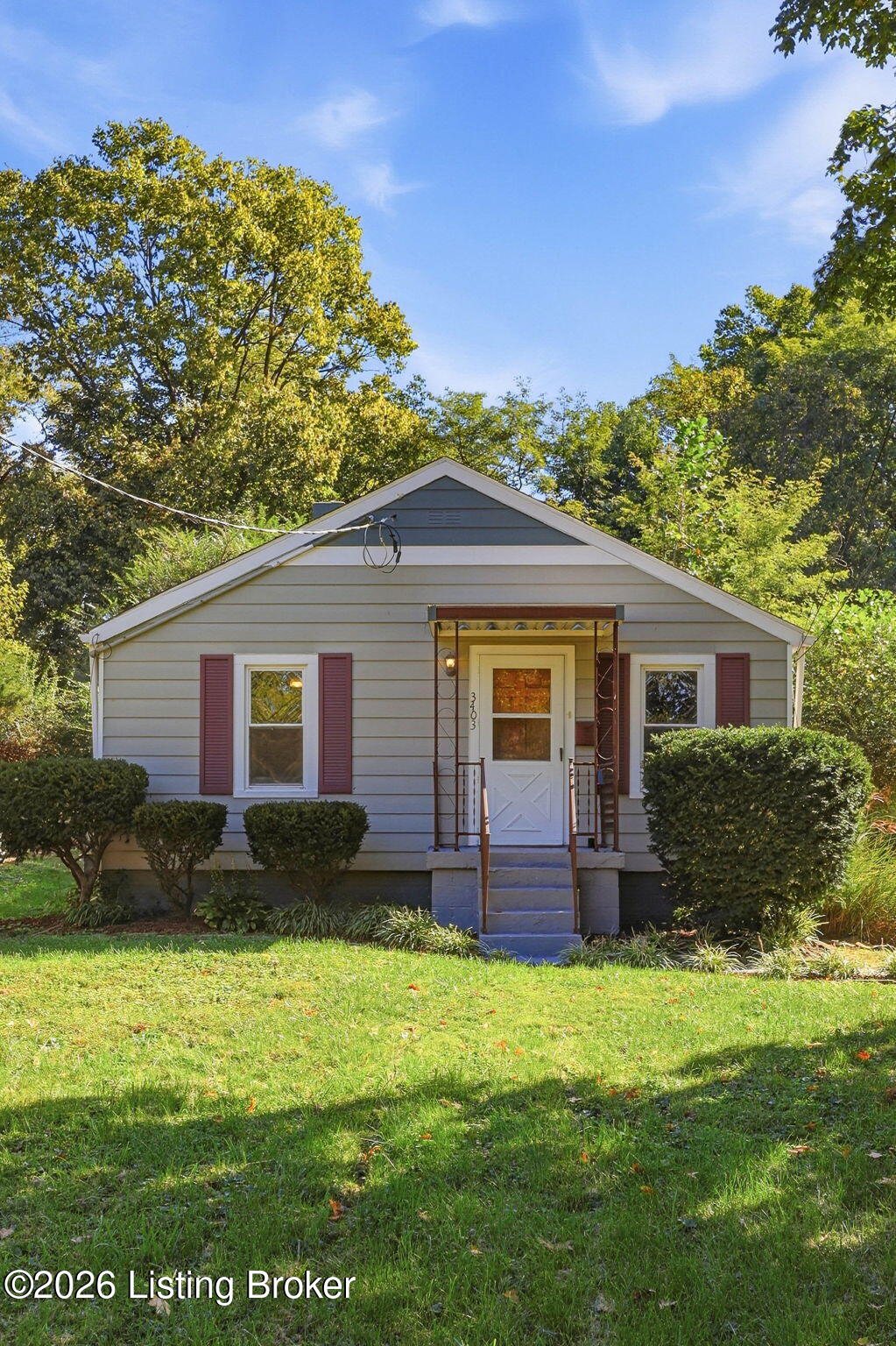 3403 Dell Road Jeffersontown, KY 40299 - Photo 5 of 39 5-web-or-mls-3403 Dell Rd-5