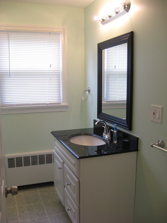 337 Coggeshall Street Fall River, MA 02721 - Photo 17 of 21 Gallery Image 17