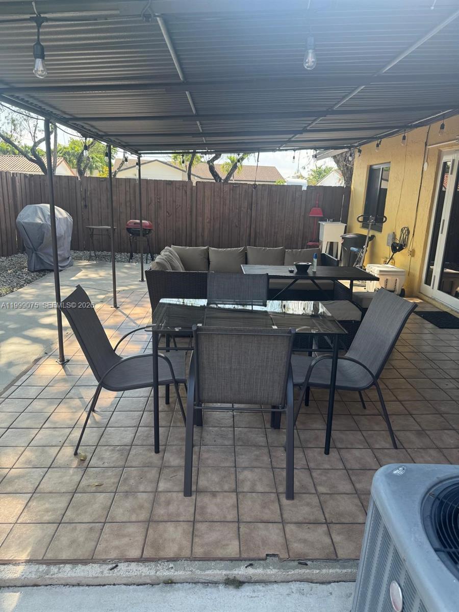 14754 Southwest 66th Terrace Miami, FL 33193 - Photo 17 of 20