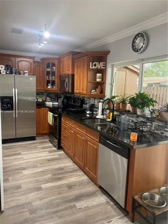 $3,000 | 14754 Southwest 66th Terrace, Miami, FL 33193