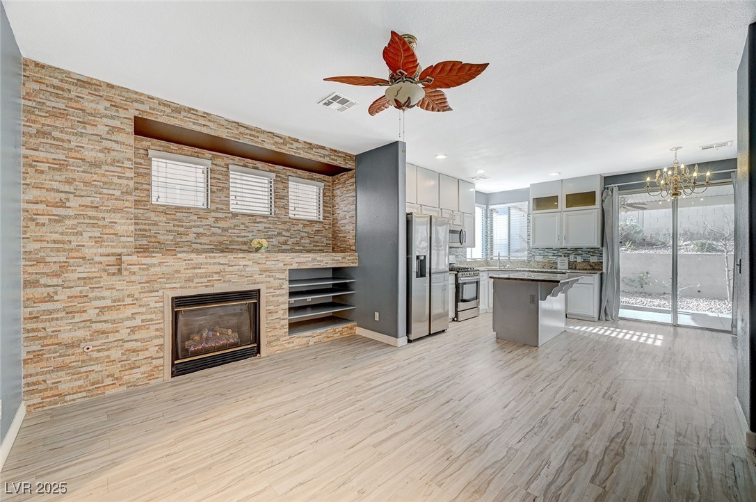 1805 Grand Rodeo Street Las Vegas, NV 89117 - Photo 15 of 77 Gallery Image 15