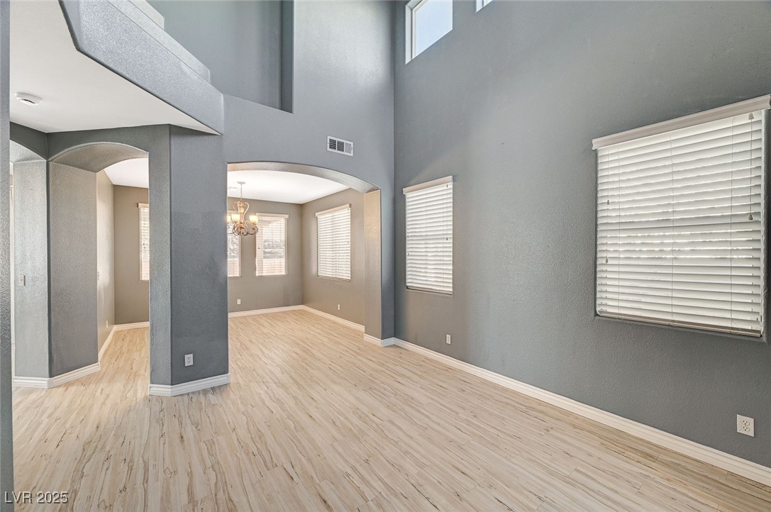 1805 Grand Rodeo Street Las Vegas, NV 89117 - Photo 10 of 77 Gallery Image 10