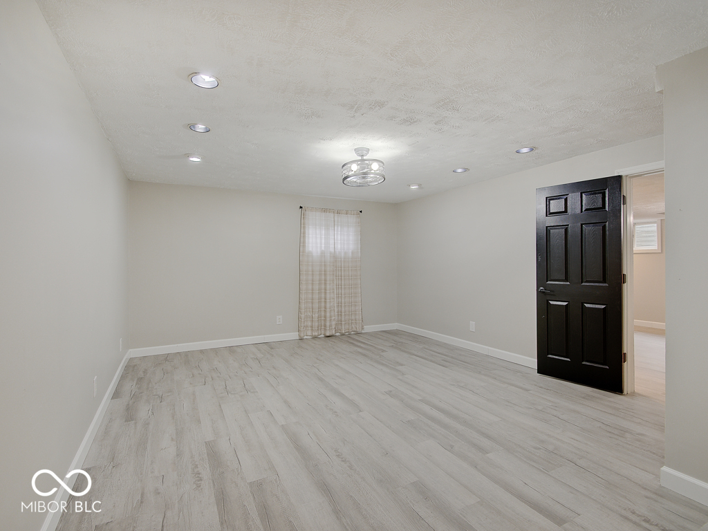 11757 Ledgestone Circle Fishers, IN 46037 - Photo 37 of 55