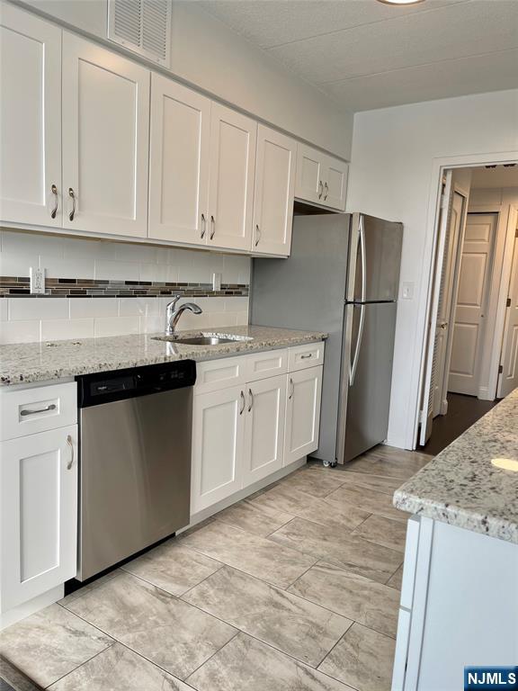 464 Gorge Road, Unit 8C Cliffside Park, NJ 07010 - Photo 3 of 8