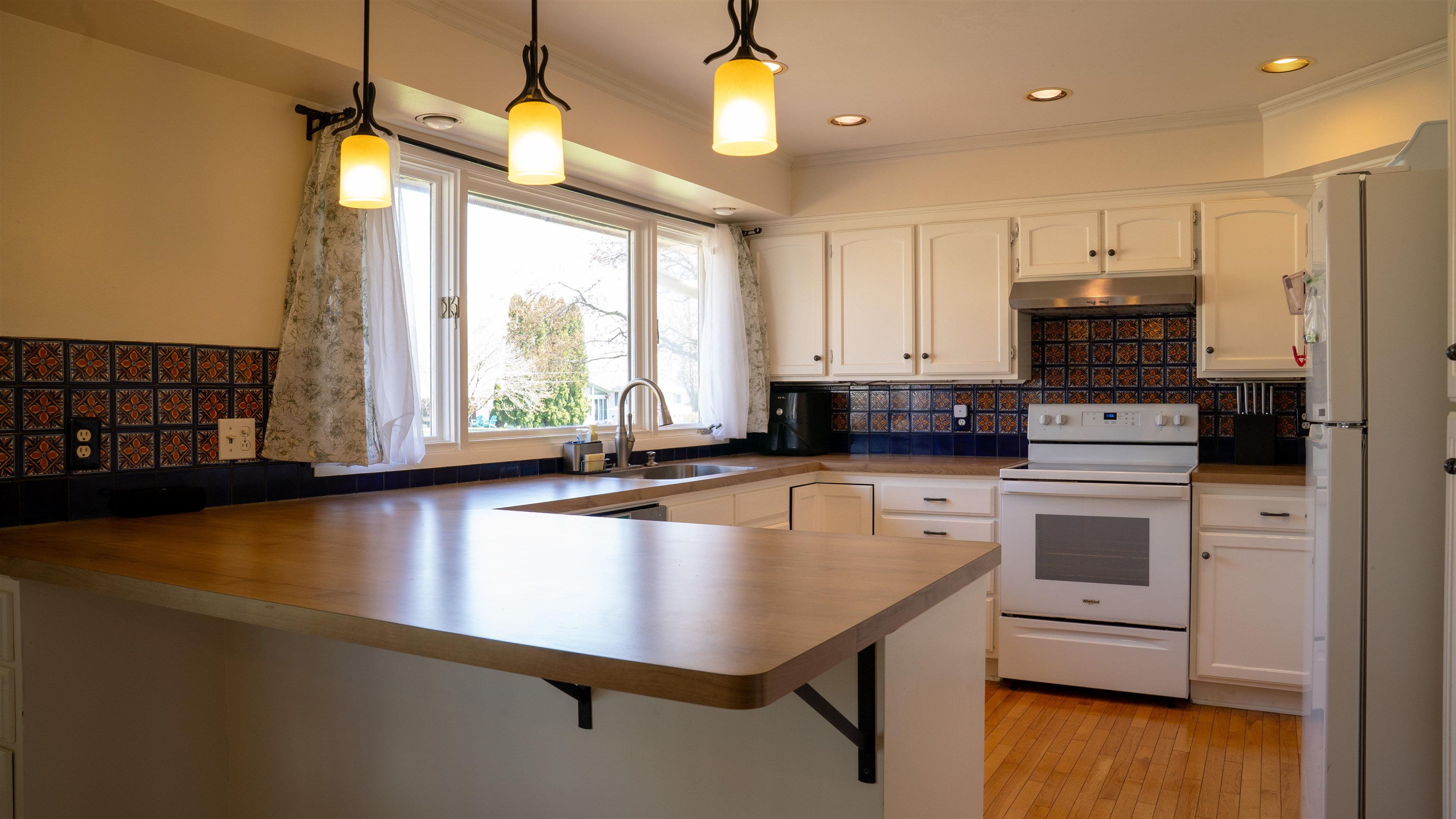 307 7th Street Waunakee, WI 53597 - Photo 14 of 36