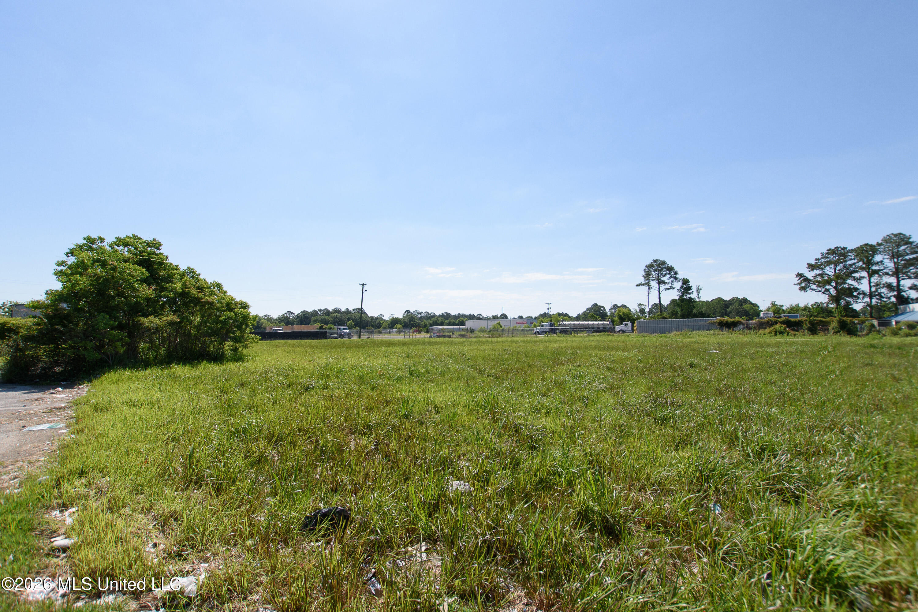 3920 Highway 63 Moss Point, MS 39563 - Photo 3 of 9 DSC_0005