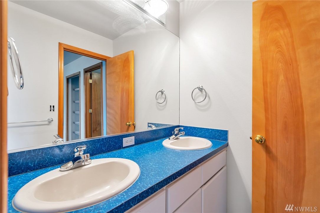 4108 161st Street Southeast Bothell, WA 98012 - Photo 21 of 25 Gallery Image 21