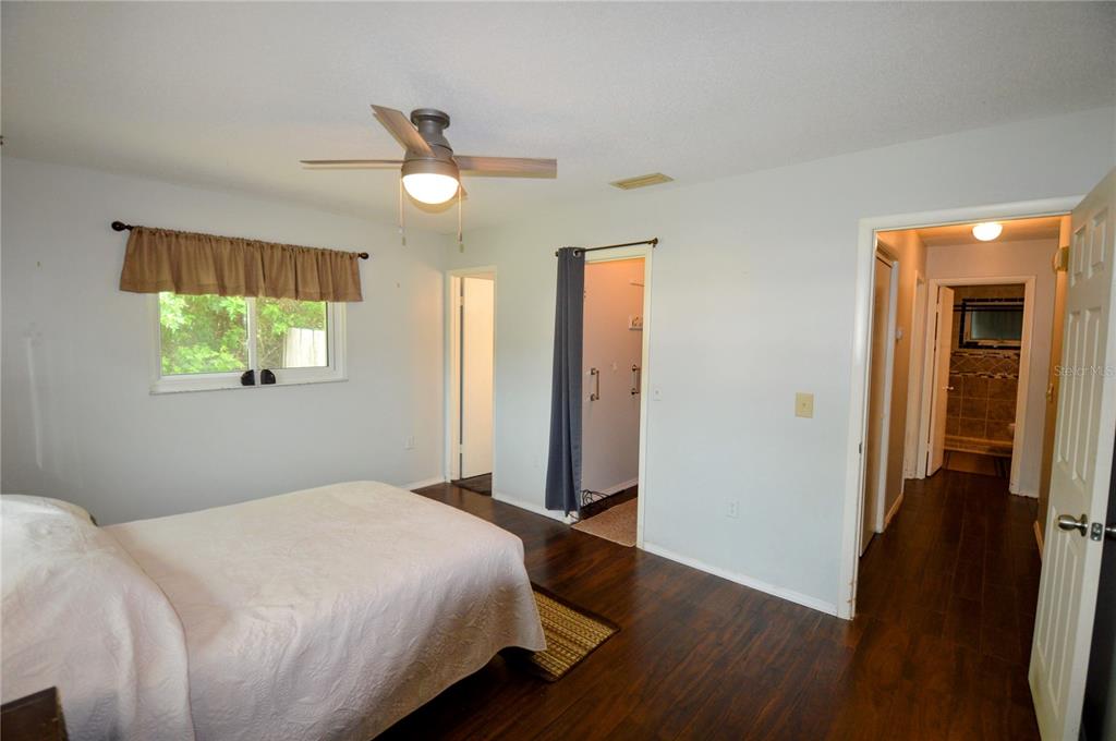 935 Kimball Road Venice, FL 34293 - Photo 14 of 25 Gallery Image 14