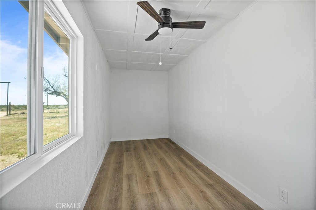 10350 Colusa Road Adelanto, CA 92301 - Photo 15 of 18