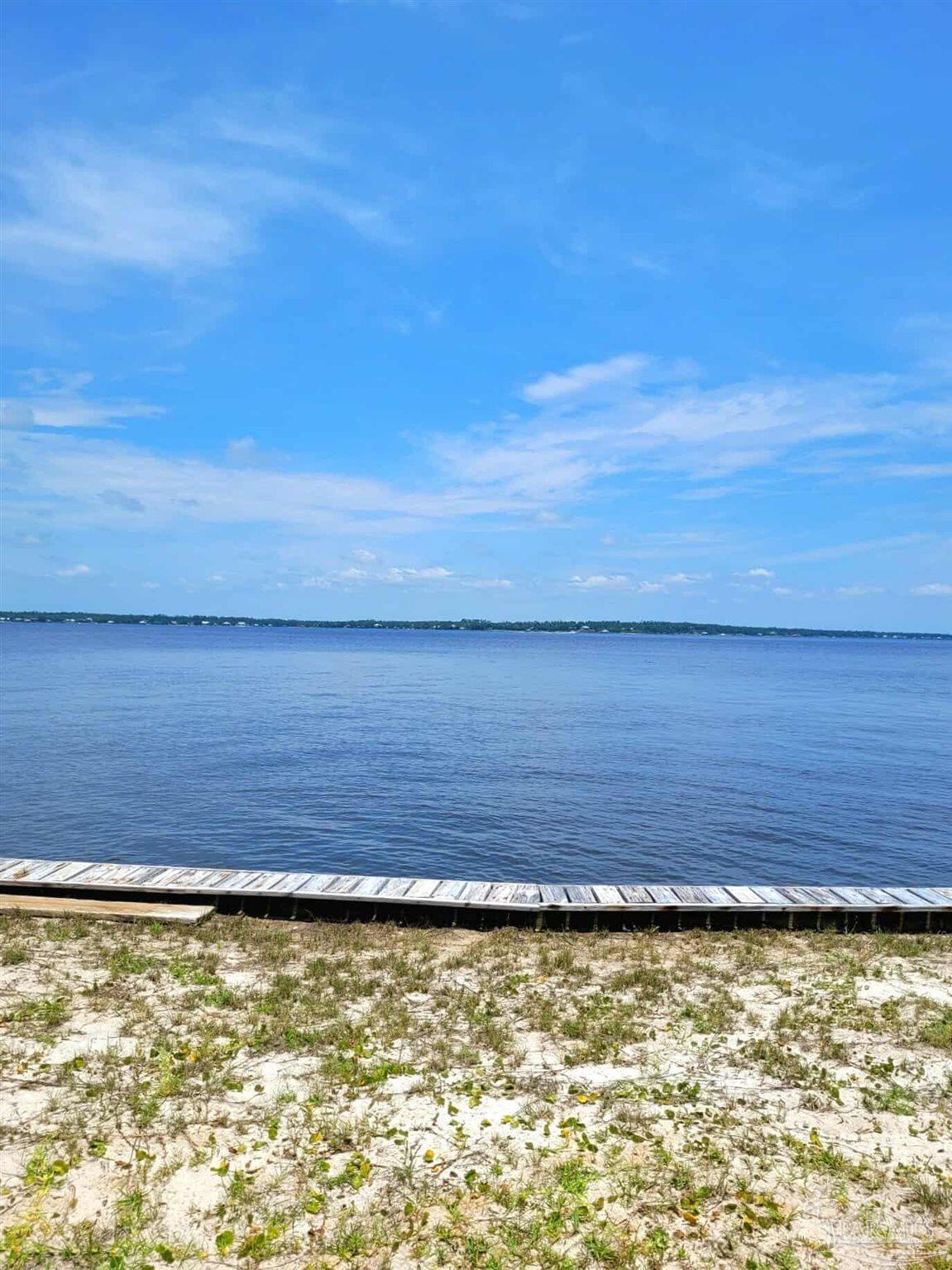 5452 North Shore Road Pensacola, FL 32507 - Photo 4 of 18 Gallery Image 4