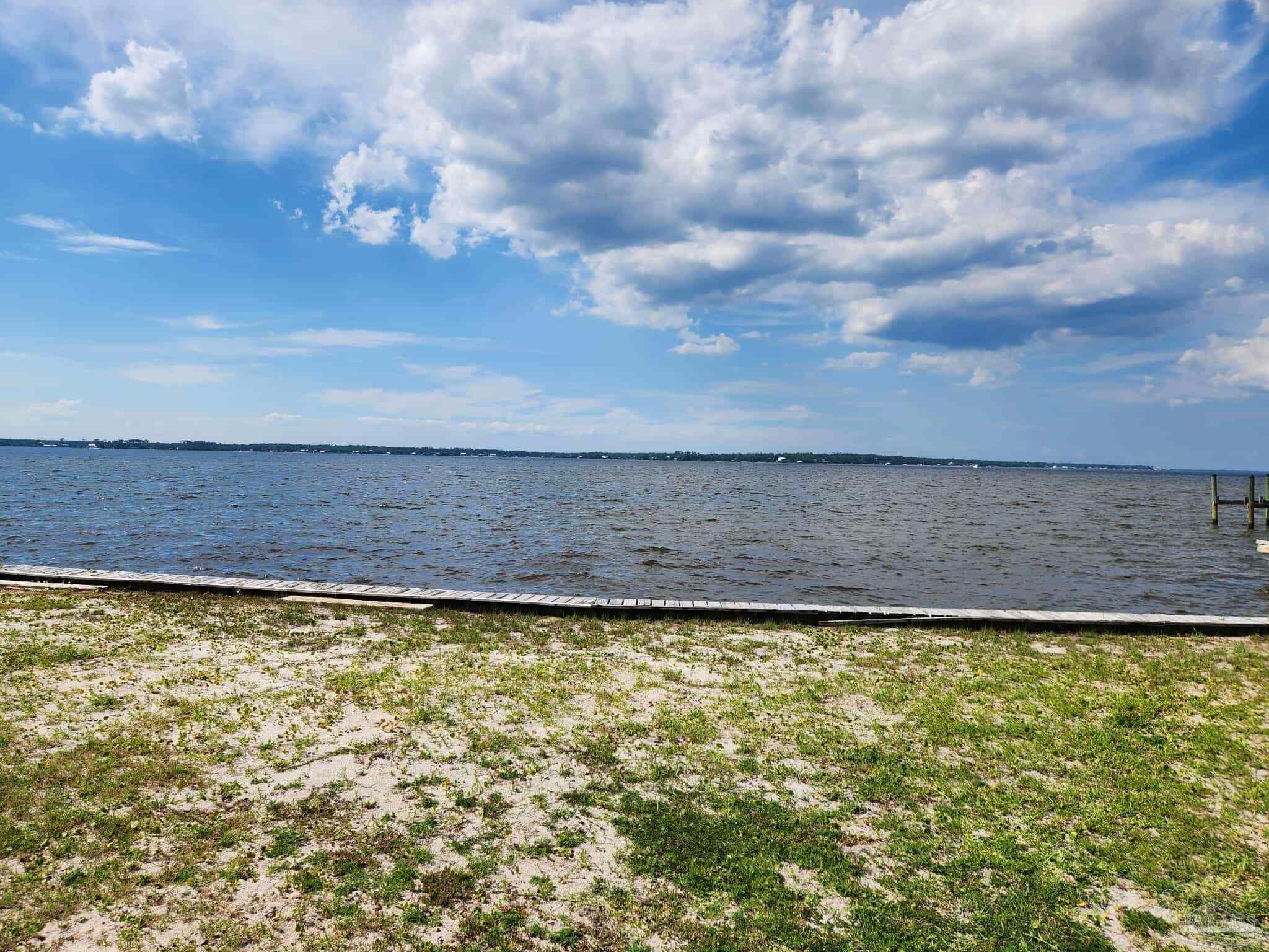 5452 North Shore Road Pensacola, FL 32507 - Photo 5 of 18 Gallery Image 5
