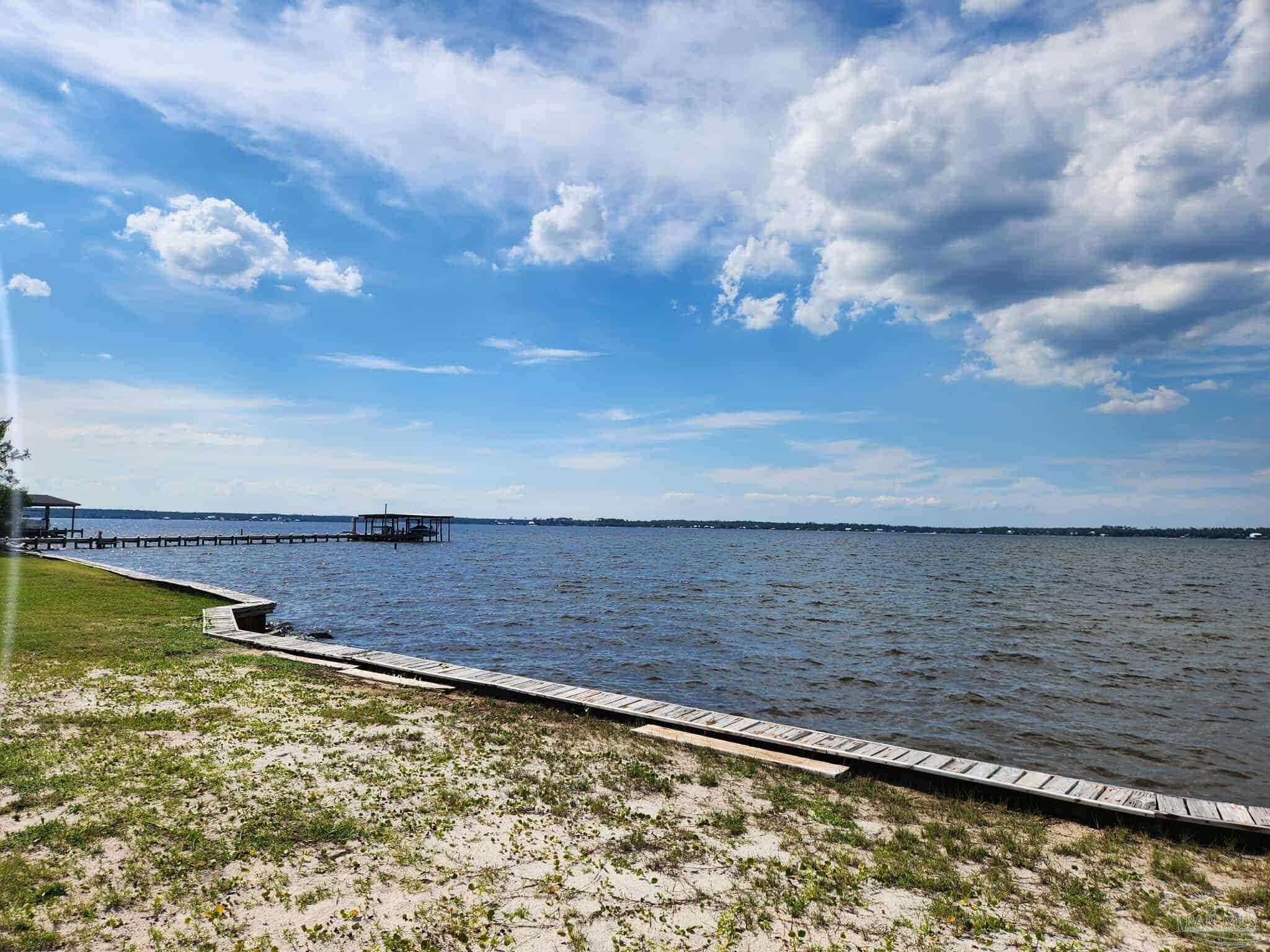 5452 North Shore Road Pensacola, FL 32507 - Photo 7 of 18 Gallery Image 7