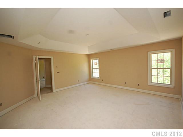 2612 Walker Road Charlotte, NC 28270 - Photo 7 of 11
