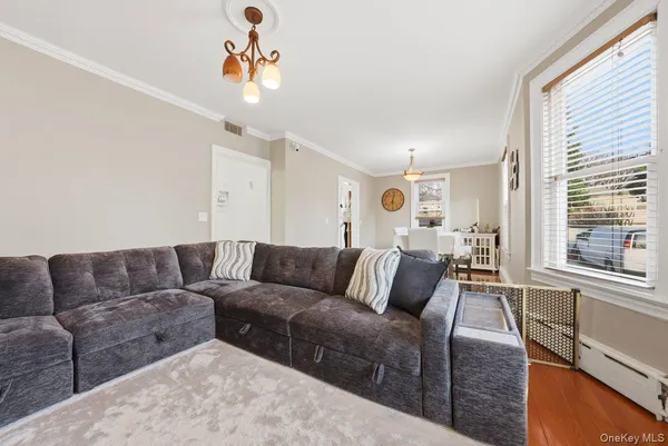 $949,000 | 166 Crescent Place, Yonkers, NY 10704