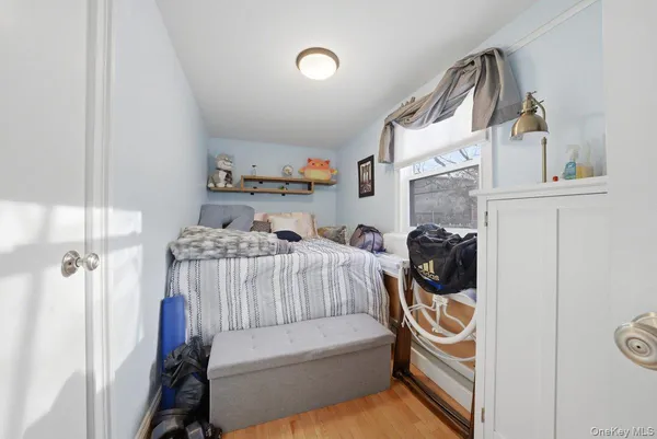 $949,000 | 166 Crescent Place, Yonkers, NY 10704