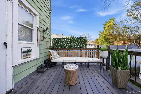 $949,000 | 166 Crescent Place, Yonkers, NY 10704