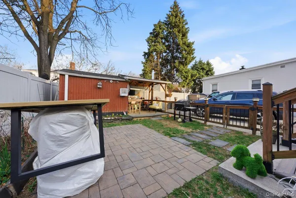 $949,000 | 166 Crescent Place, Yonkers, NY 10704