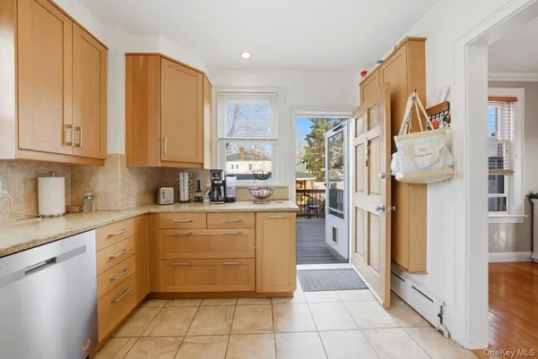 $949,000 | 166 Crescent Place, Yonkers, NY 10704