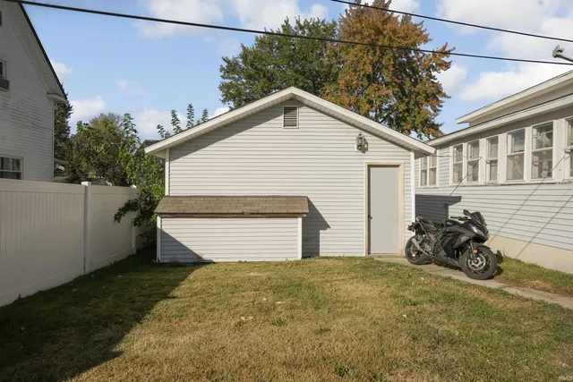 $119,995 | 128 West South Street, Bluffton, IN 46714