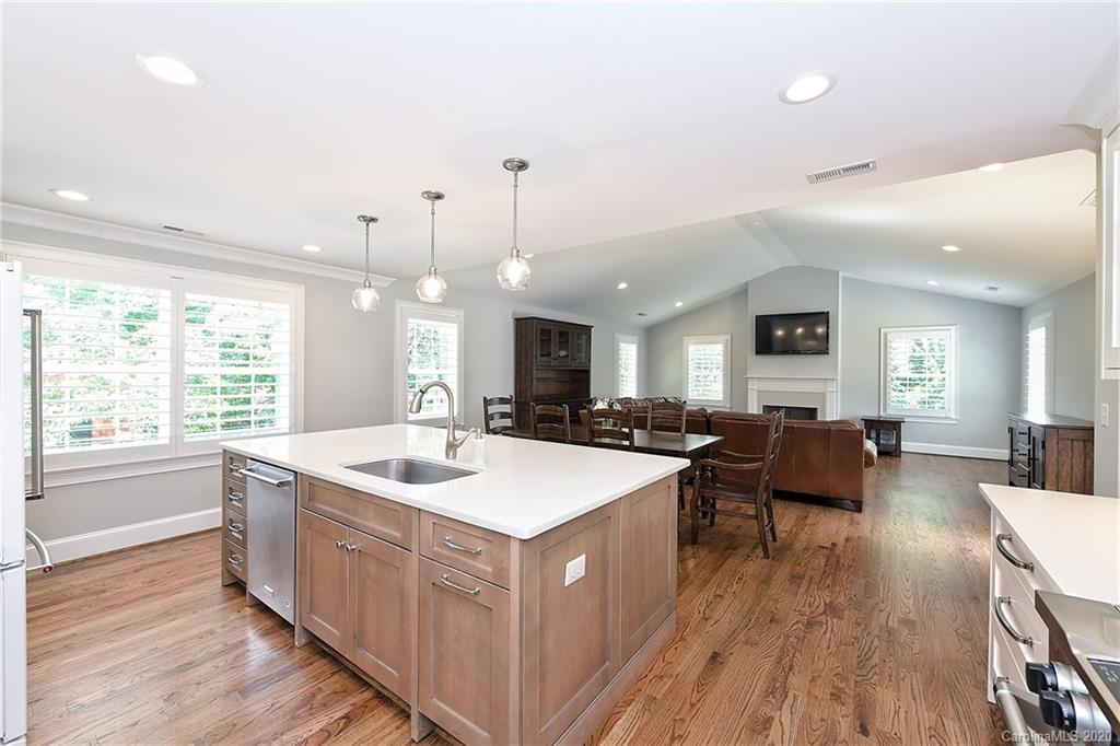 3911 Sharon View Road Charlotte, NC 28226 - Photo 13 of 48 Gallery Image 13