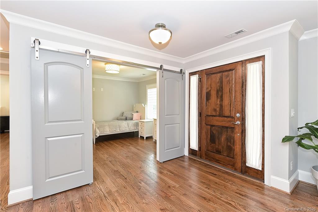 3911 Sharon View Road Charlotte, NC 28226 - Photo 4 of 48 Gallery Image 4