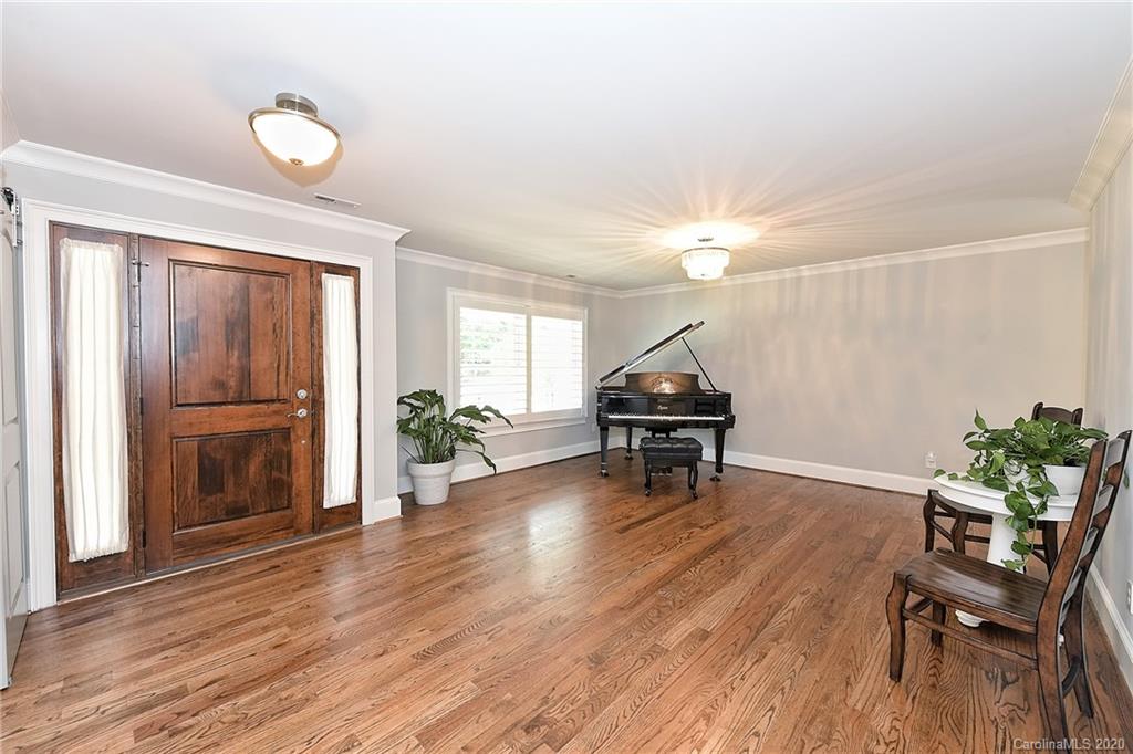 3911 Sharon View Road Charlotte, NC 28226 - Photo 5 of 48 Gallery Image 5