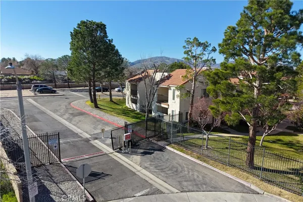 $215,000 | 2554 Olive Drive, Unit 96, Palmdale, CA 93550