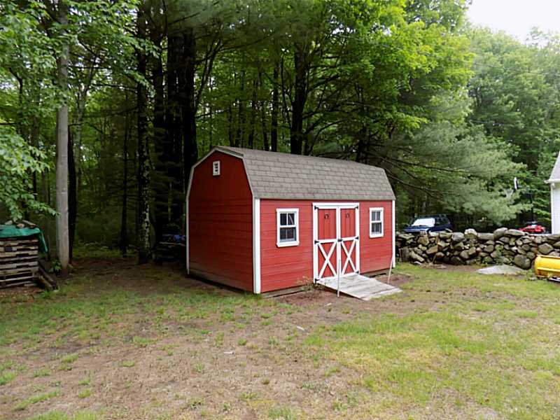 87 Mt Hygeia Road Foster, RI 02825 - Photo 18 of 25 Stable/Barn.