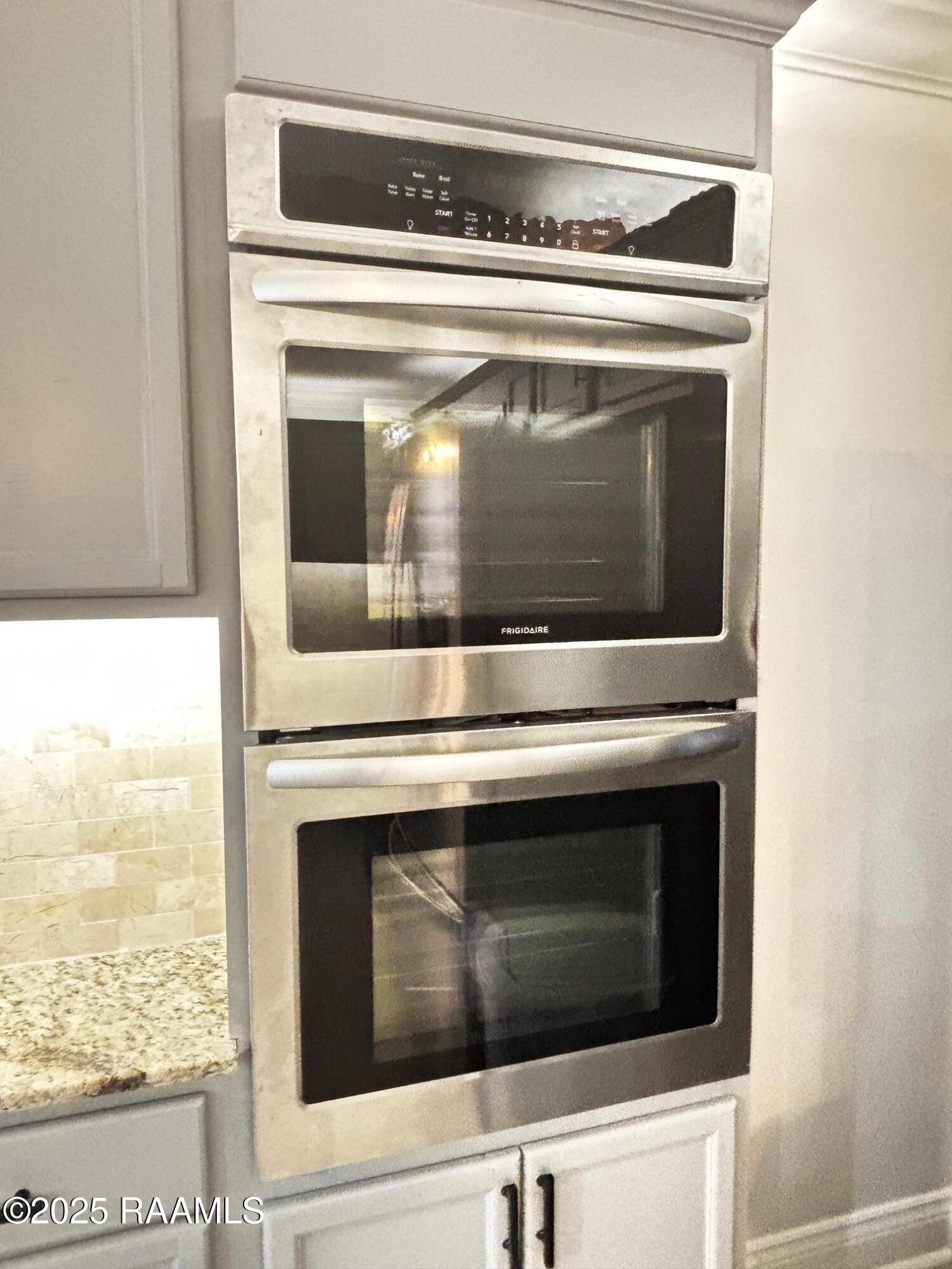 103 Stonehill Road Lafayette, LA 70508 - Photo 11 of 47 Double Oven