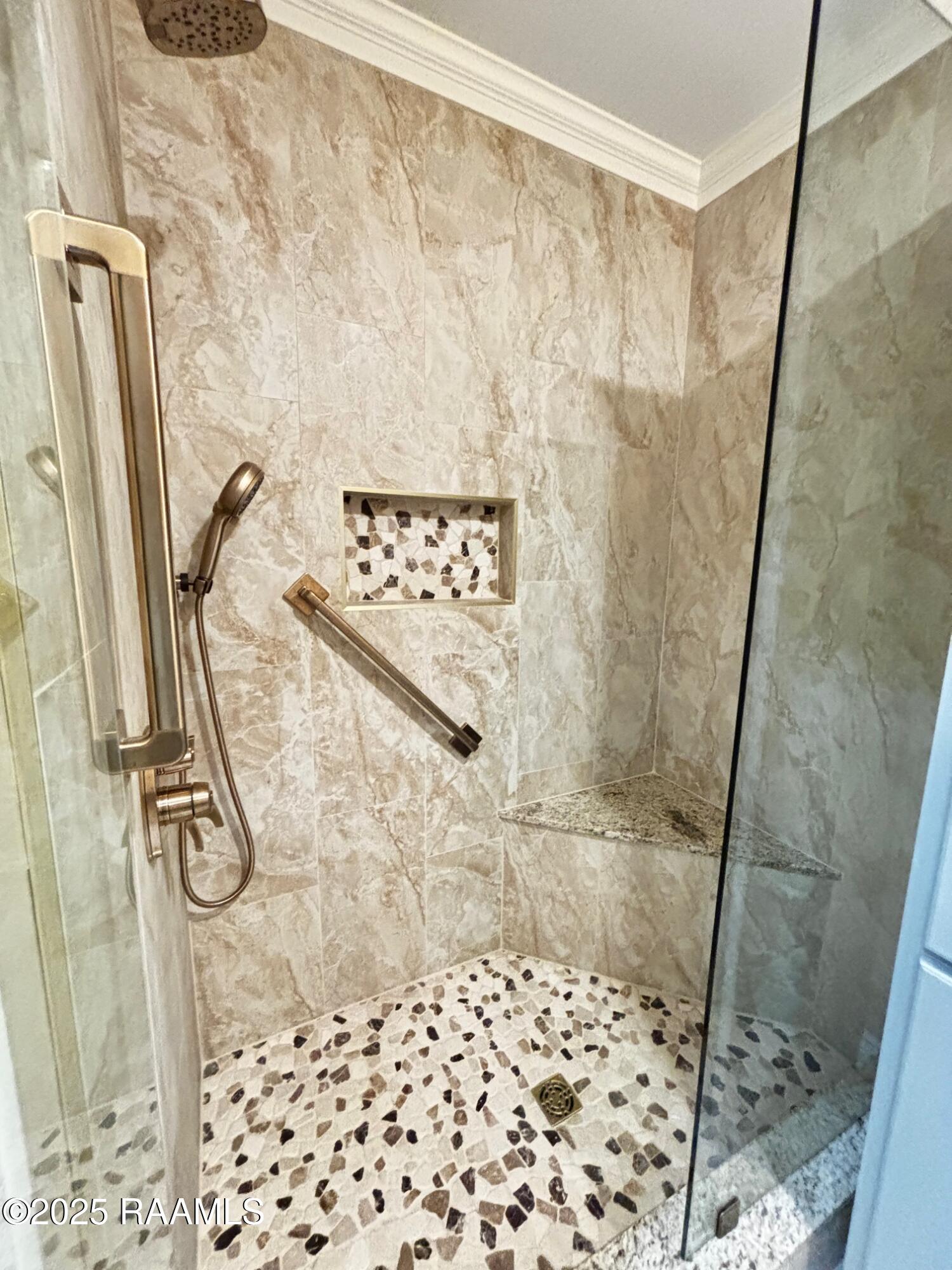 103 Stonehill Road Lafayette, LA 70508 - Photo 23 of 47 Custom shower