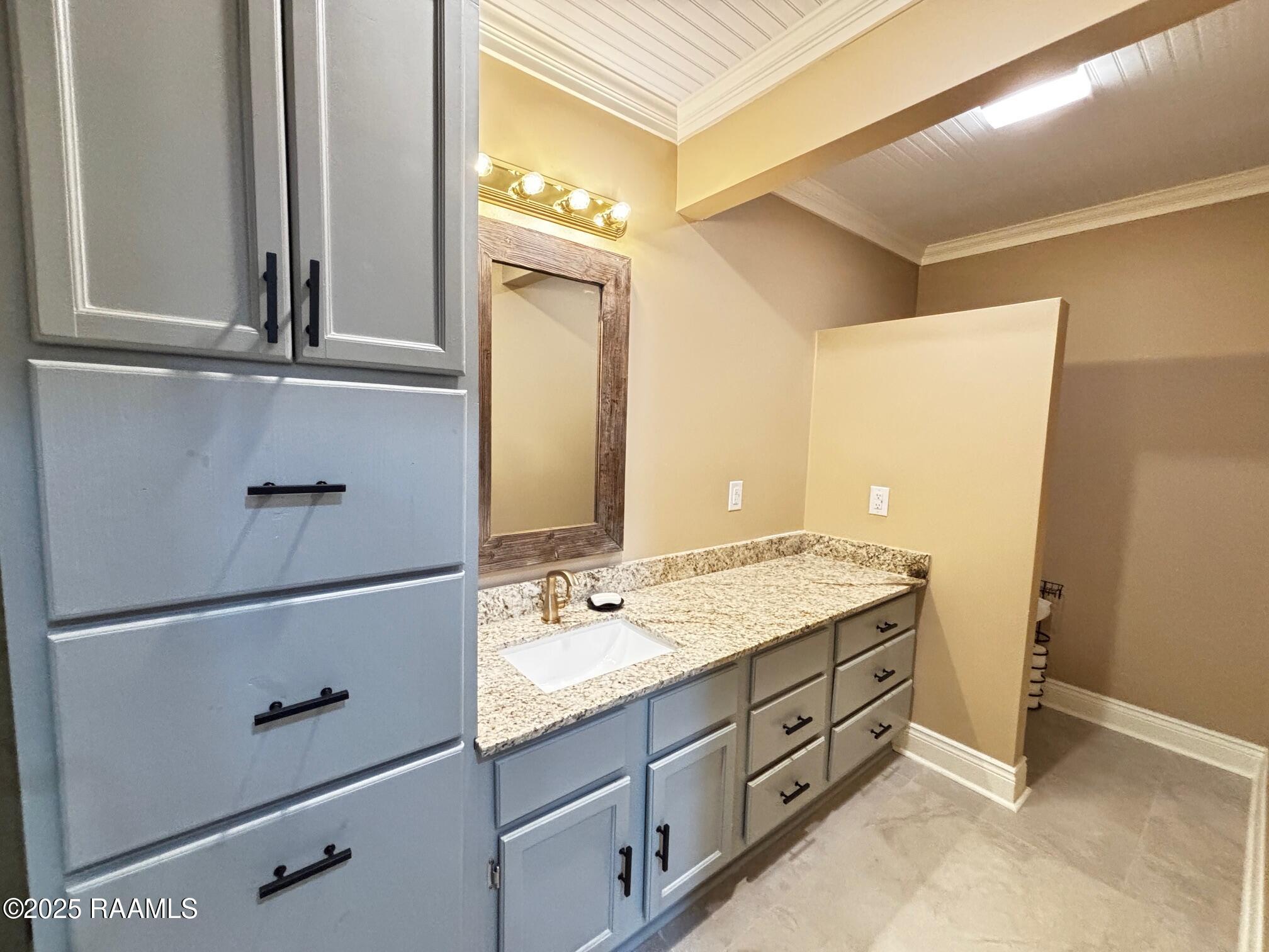 103 Stonehill Road Lafayette, LA 70508 - Photo 24 of 47 BR 2 bathroom