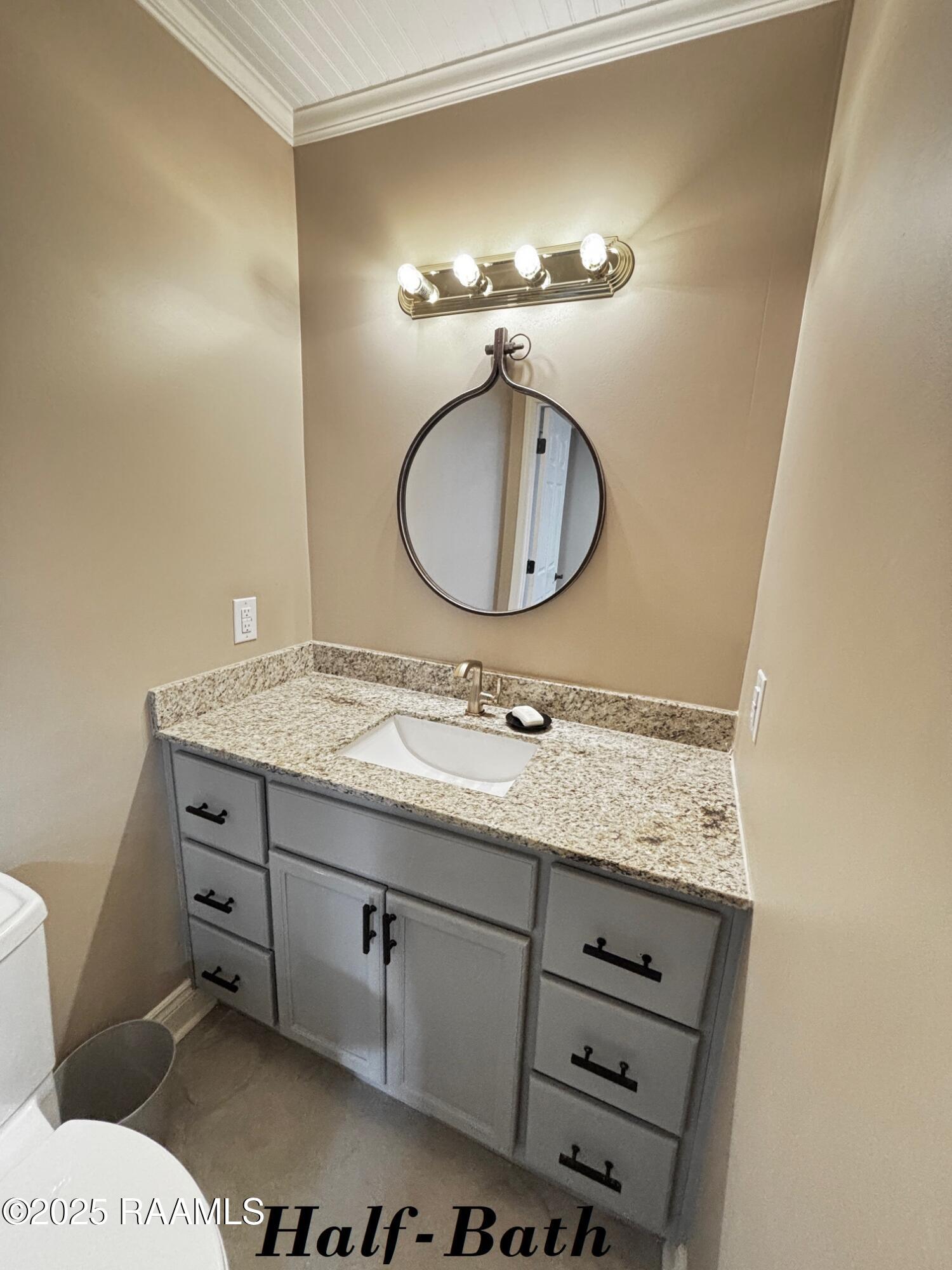 103 Stonehill Road Lafayette, LA 70508 - Photo 34 of 47 Half Bath