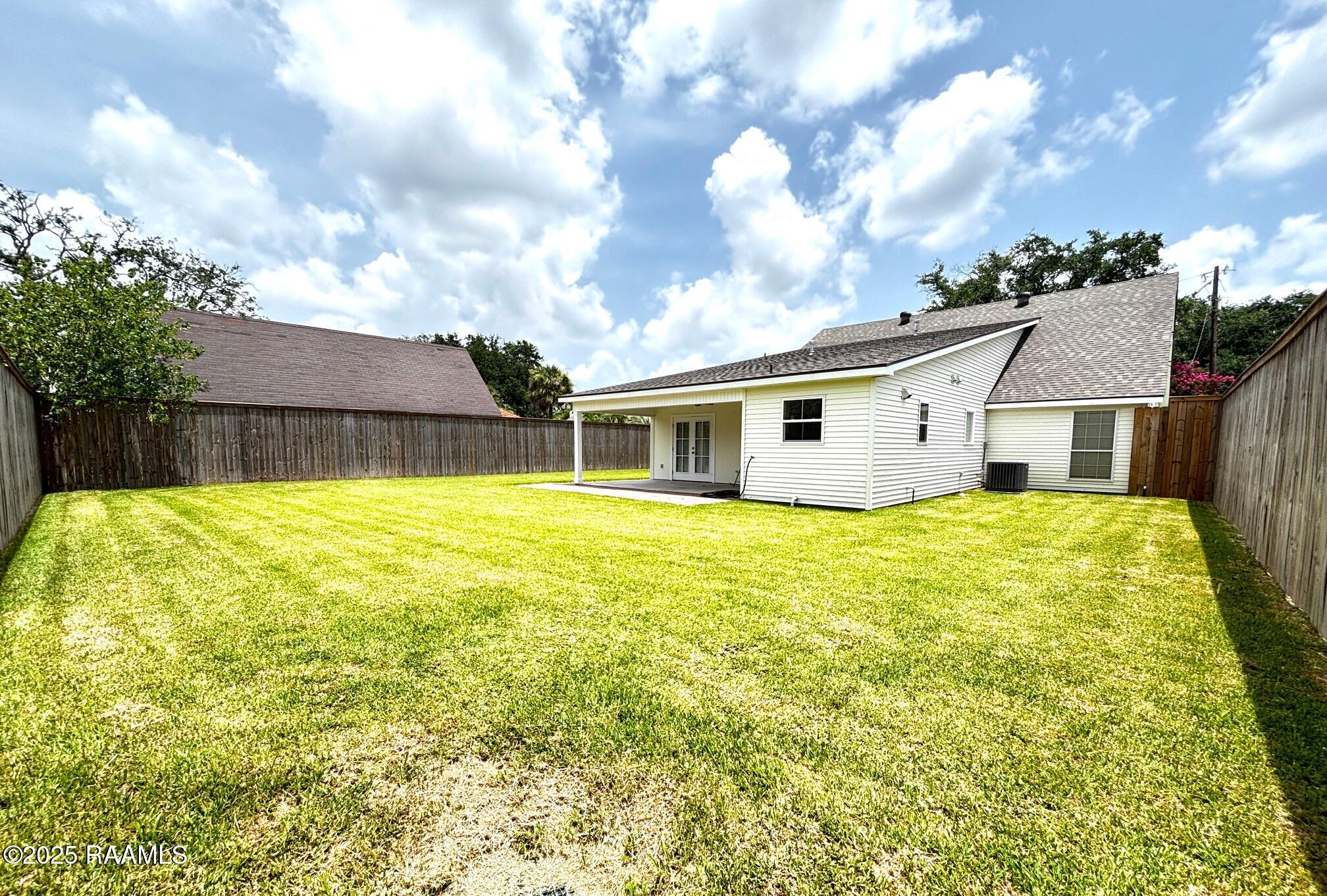 103 Stonehill Road Lafayette, LA 70508 - Photo 35 of 47 back view