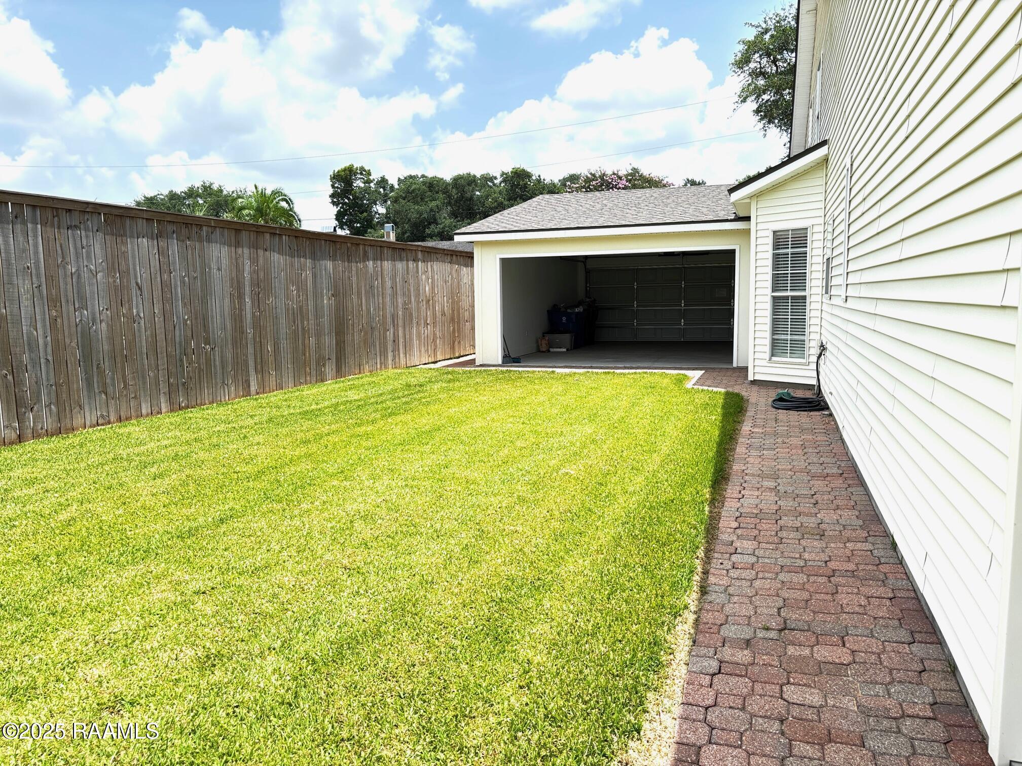 103 Stonehill Road Lafayette, LA 70508 - Photo 40 of 47 Walk-way to garage