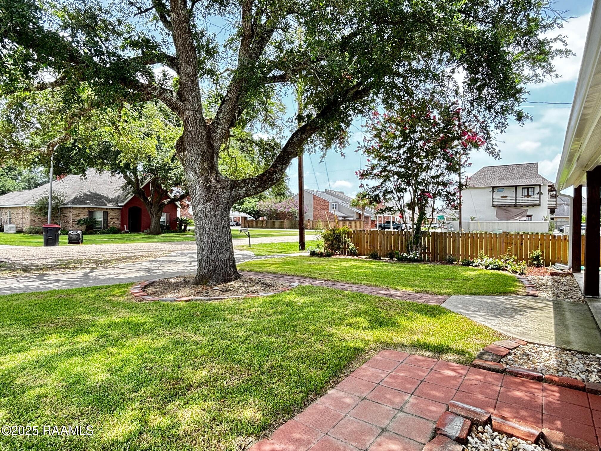 103 Stonehill Road Lafayette, LA 70508 - Photo 45 of 47 view to street