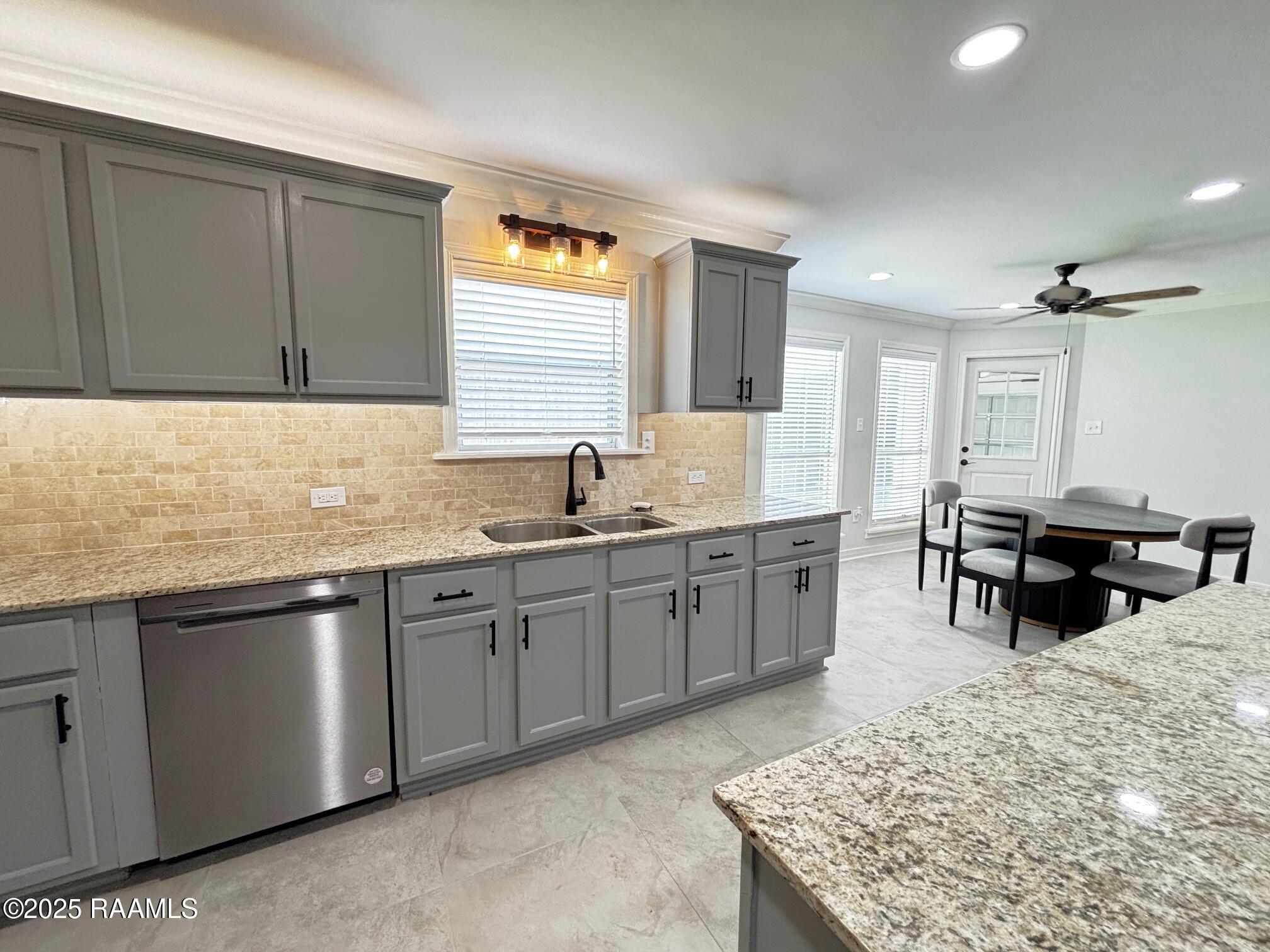 103 Stonehill Road Lafayette, LA 70508 - Photo 9 of 47 kitchen to dining