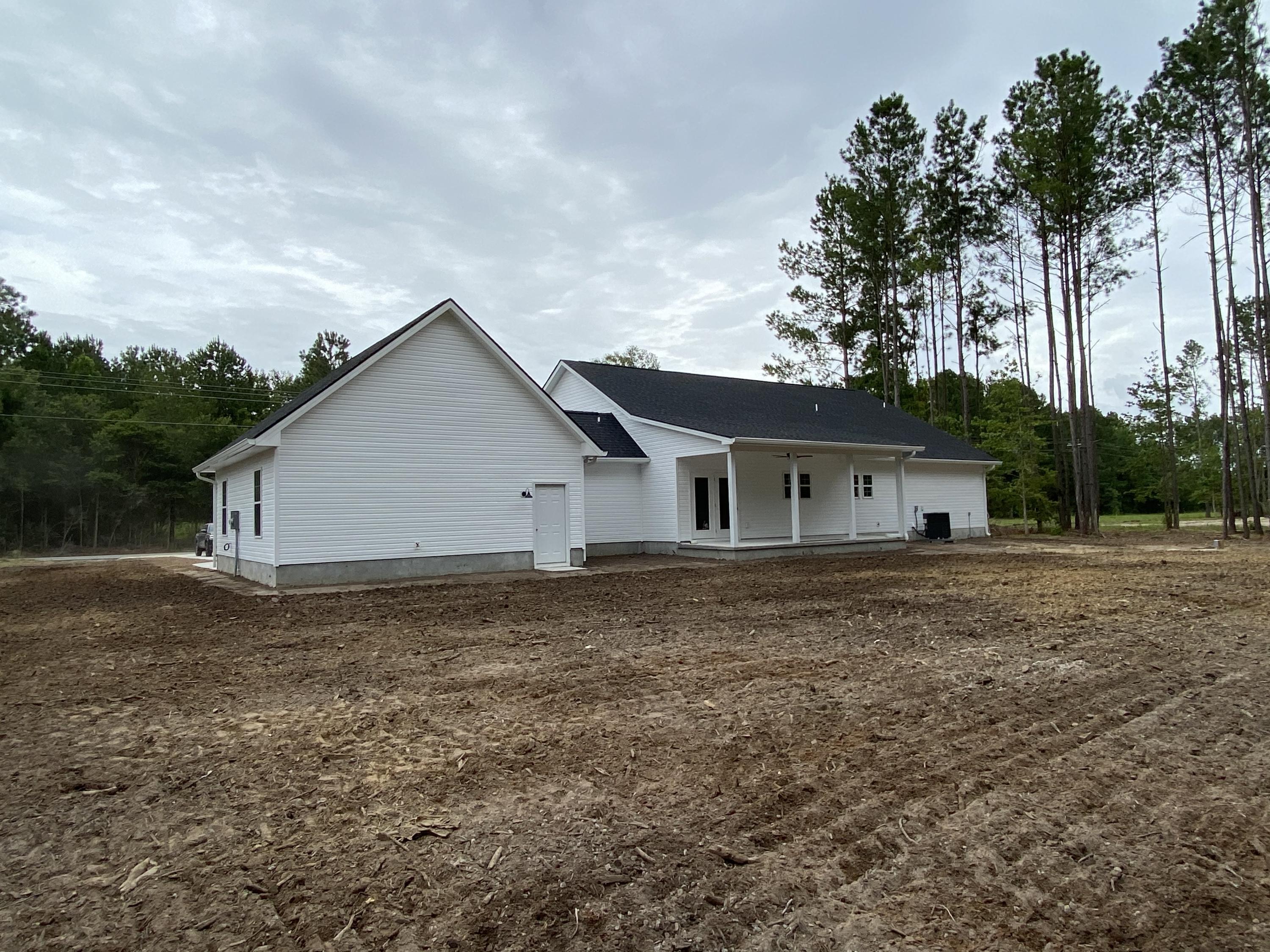 1288 Carter Road Ridgeville, SC 29472 - Photo 3 of 36 85BDE134-D01D-400D-9433-C4C2A845CD34