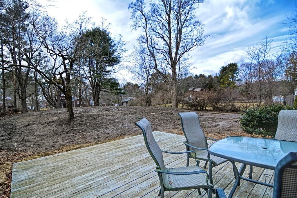 17 Lee Road Sharon, MA 02067 - Photo 14 of 17 Gallery Image 14