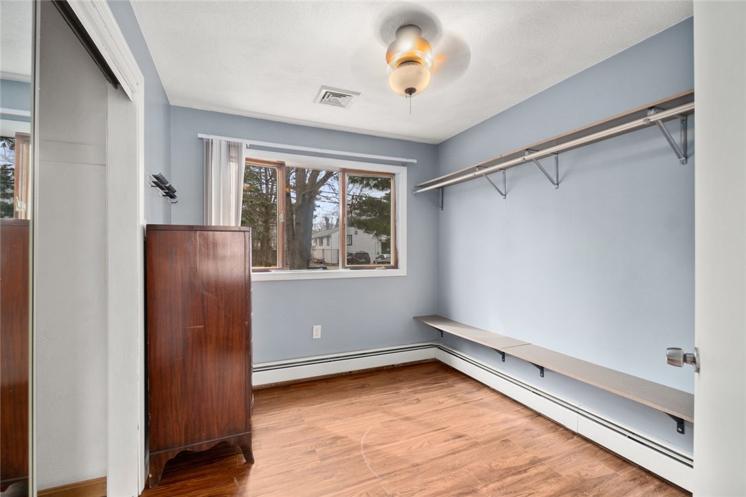 204 Nausauket Road Warwick, RI 02886 - Photo 16 of 40 Gallery Image 16