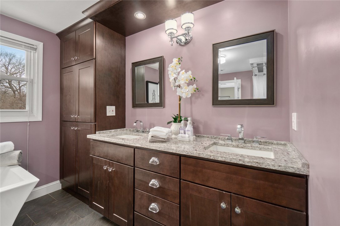 204 Nausauket Road Warwick, RI 02886 - Photo 17 of 40 Gallery Image 17