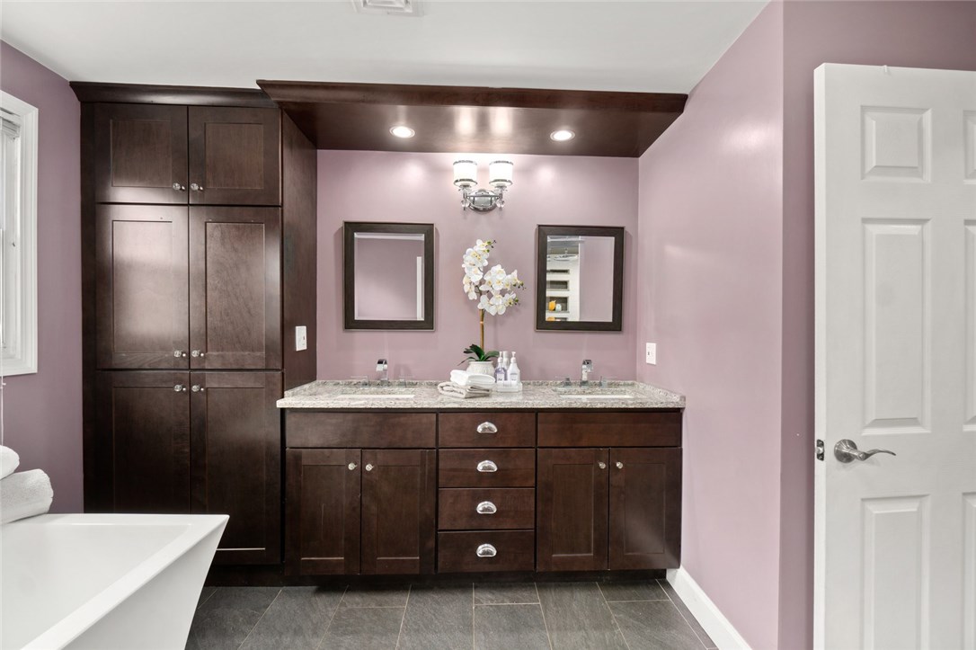 204 Nausauket Road Warwick, RI 02886 - Photo 18 of 40 Gallery Image 18