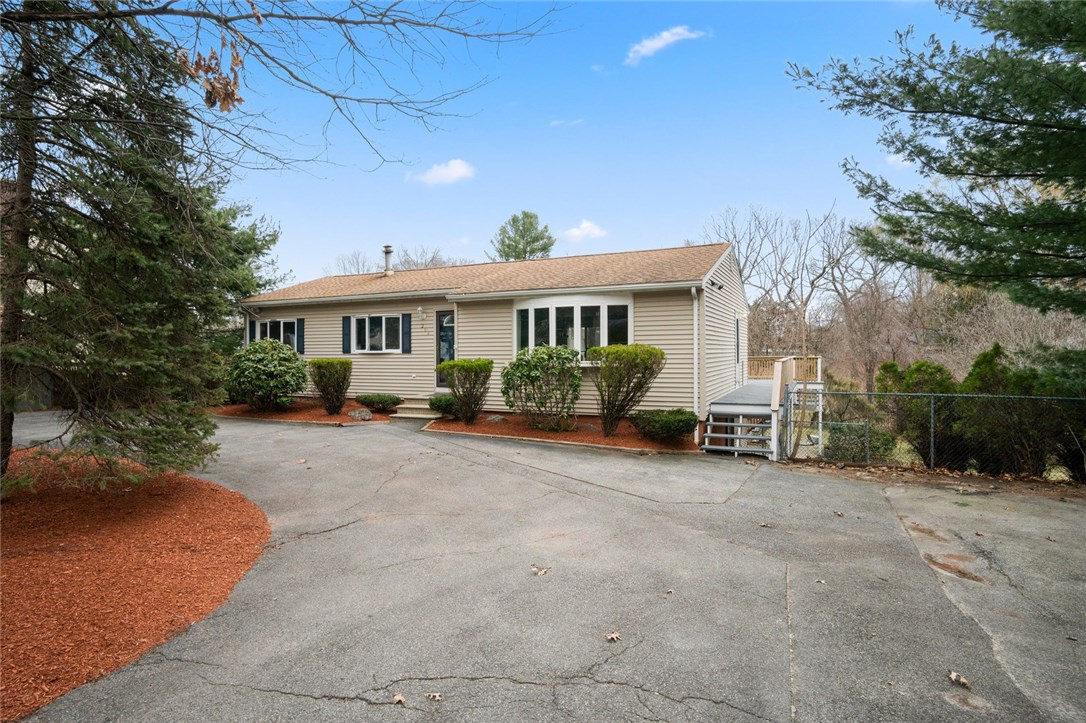 204 Nausauket Road Warwick, RI 02886 - Photo 23 of 40 Gallery Image 23