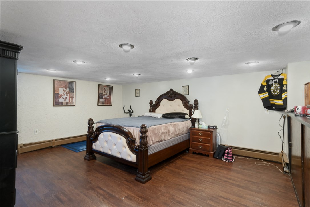 204 Nausauket Road Warwick, RI 02886 - Photo 28 of 40 Gallery Image 28